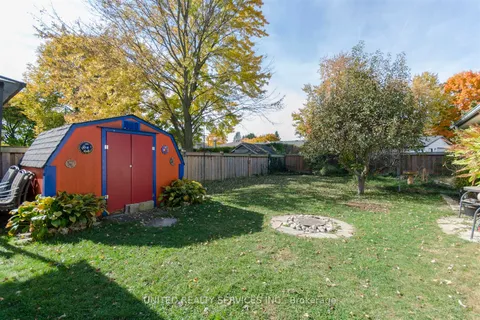 97 Cayuga Cres, London, ON N5V 2W8
