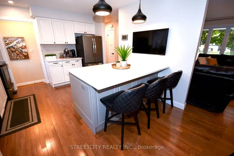 1667 Milestone Rd, London, ON N5X 2G1