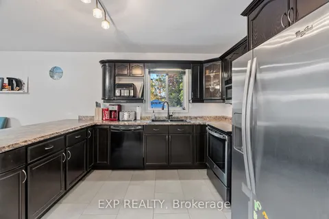 19 King St, South Huron, ON N0M 1N0