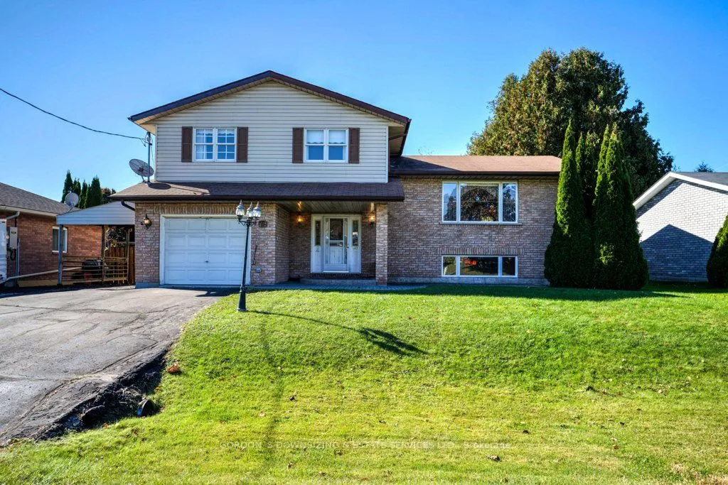 16 Walas St, Brighton, ON K0K 1H0