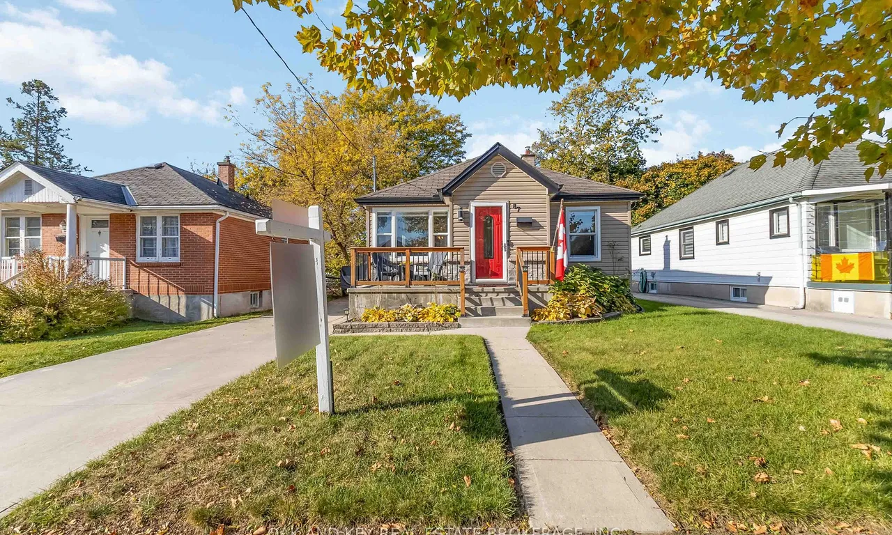 87 Elgin St, London, ON N5Z 2T4