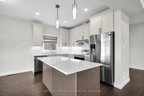 1592 Henrica Ave, London, ON N6G 0S8