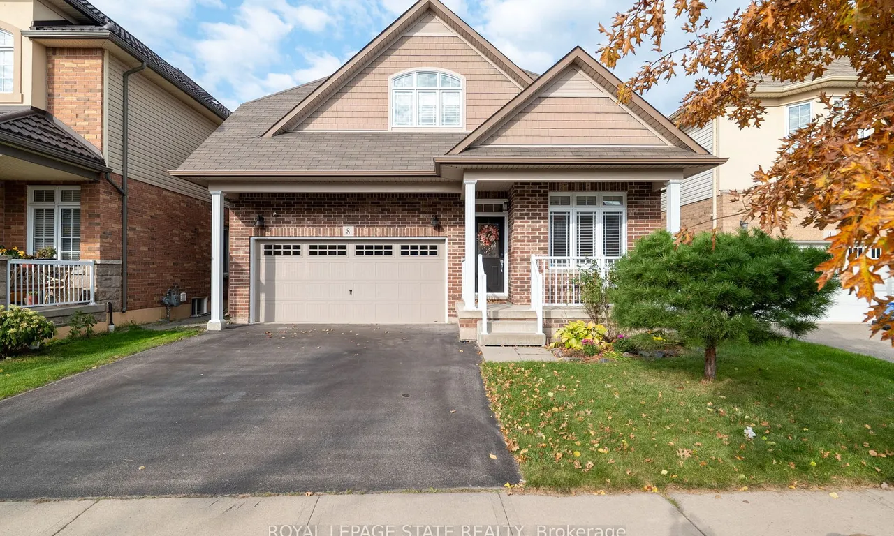 8 Signal Hill Ptwy, Hamilton, ON L8E 0B7