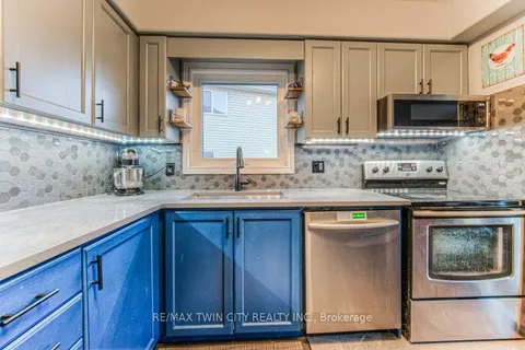 205 Prosperity Dr, Kitchener, ON N2E 4E5