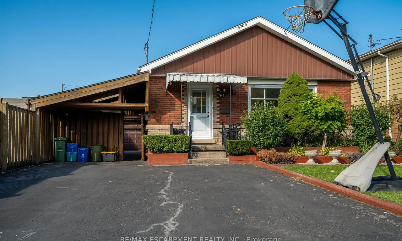 543 Tate Ave, Hamilton, ON L8H 6L1