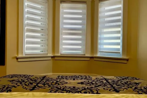 4910 Bridge St, Niagara Falls, ON L2E 2S3