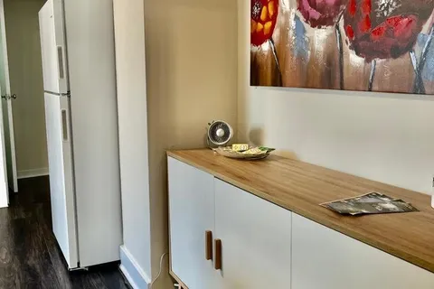 4910 Bridge St, Niagara Falls, ON L2E 2S3