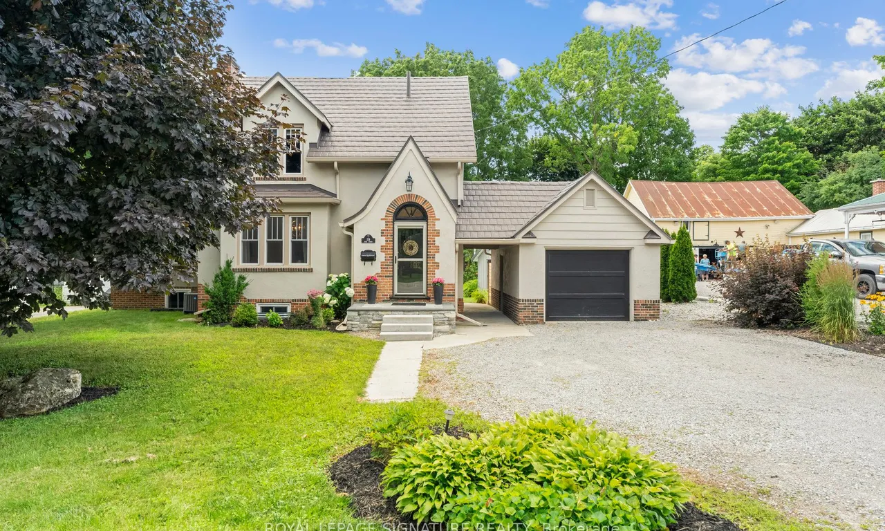 119 King St, Kawartha Lakes, ON K0M 2T0