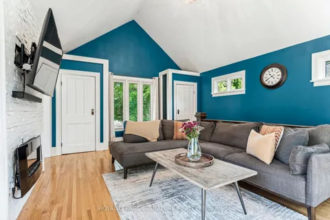 119 King St, Kawartha Lakes, ON K0M 2T0