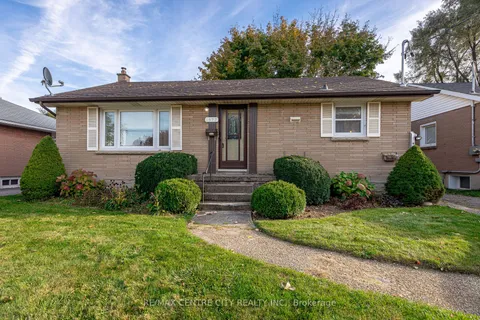 1577 Hansuld St, London, ON N5V 1Y4
