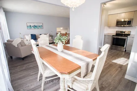 47 Coulbeck Rd, Brantford, ON N3P 1P1