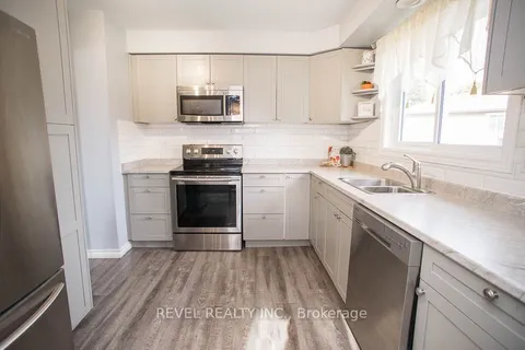 47 Coulbeck Rd, Brantford, ON N3P 1P1
