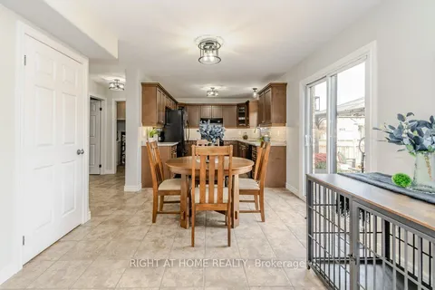 210 Dundas St, Brant, ON N3L 4H3