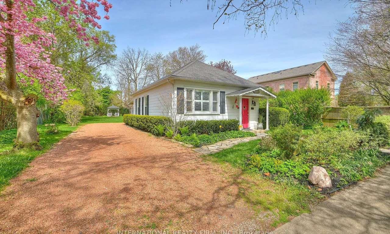 267 Davy St, Niagara-on-the-Lake, ON L0S 1J0