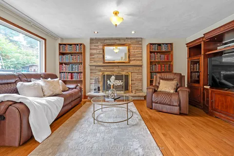 62 Bridlewood Dr, Hamilton, ON L9H 6H4