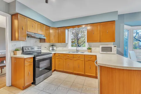 1669 Phillbrook Cres, London, ON N5X 2Z4