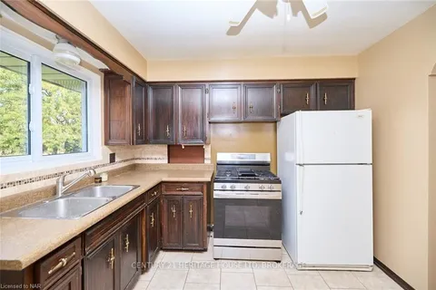 5 CHERRYWOOD Ave, Pelham, ON L0S 1E3
