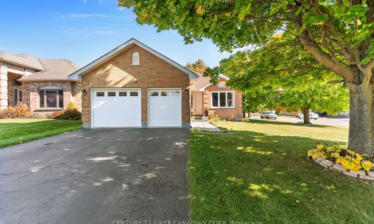 38 St. Michael&apos;s St, Norfolk, ON N4B 3C8