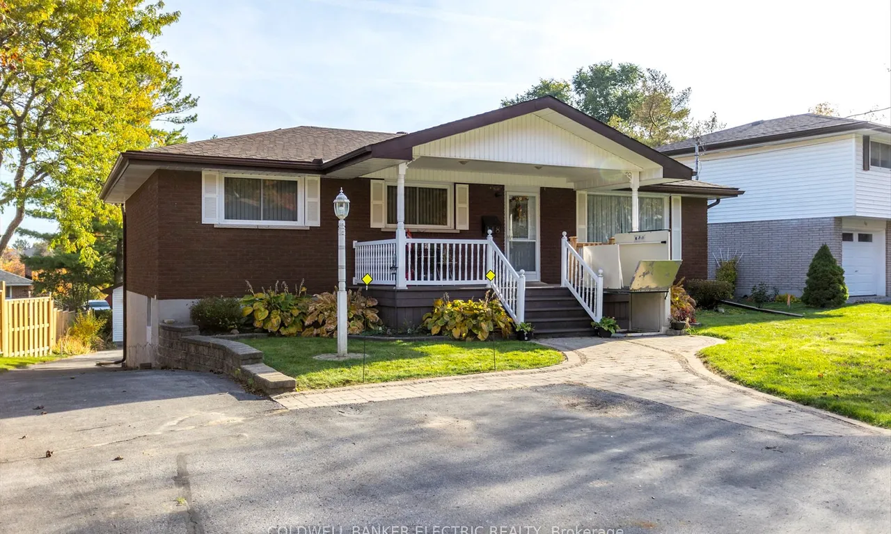 118 Parkdale Ave, Smith-Ennismore-Lakefield, ON K9L 1K4