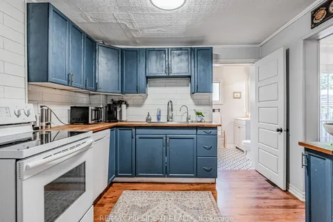 1 Mareve Ave, Hamilton, ON L8H 7A7