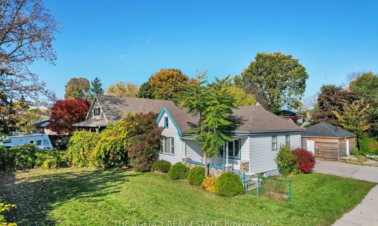 66 Langarth St, London, ON N6J 1P4