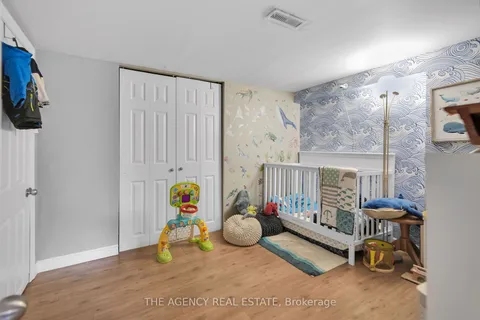 66 Langarth St, London, ON N6J 1P4