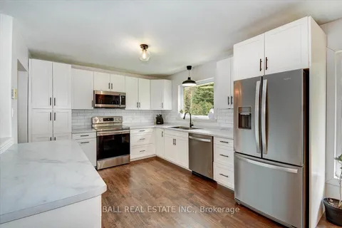 44 Alexander Crt, Bancroft, ON K0L 1C0