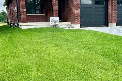 144 Shirley St, Thames Centre, ON N0M 2P0