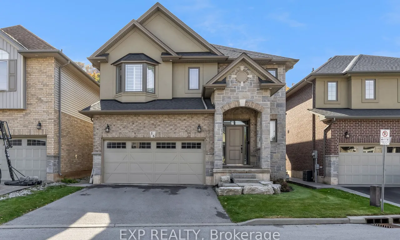270 Main St, Grimsby, ON L3M 0B3