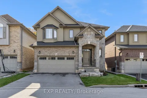 270 Main St, Grimsby, ON L3M 0B3