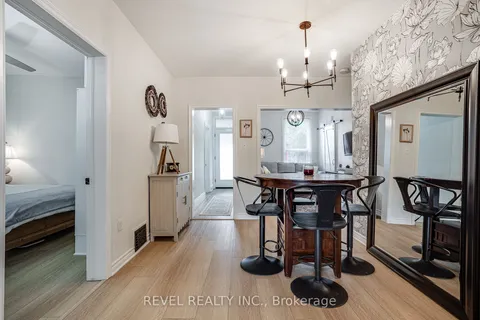44 Steven St, Hamilton, ON L8L 5N5
