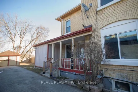 282 Darling St, Brantford, ON N3S 3X6