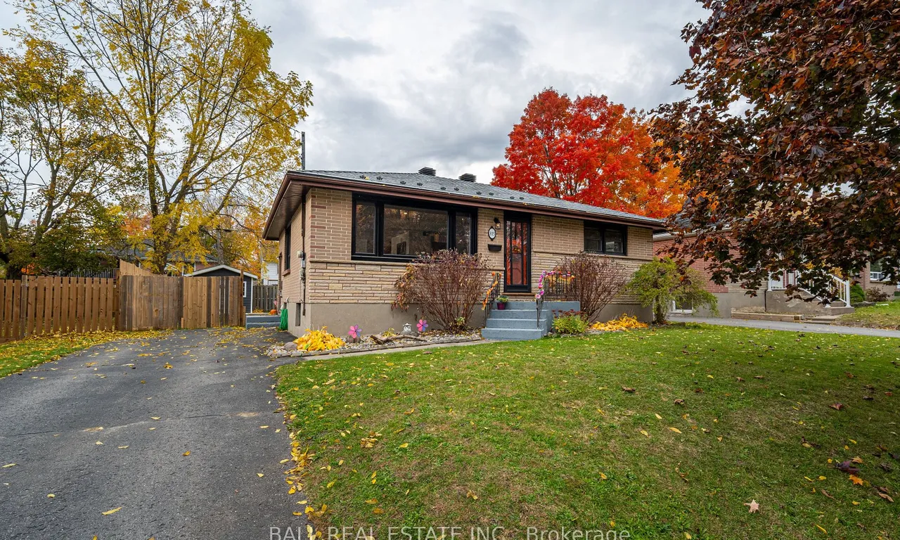 815 Brookdale Cres, Peterborough, ON K9H 6A5