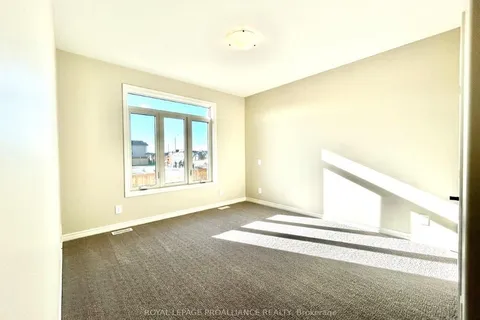 118 Athabaska Dr, Belleville, ON K8N 0V6