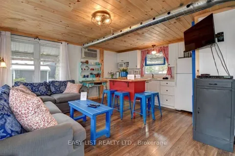 37 Cedar Drive, Norfolk, ON N0E 1T0