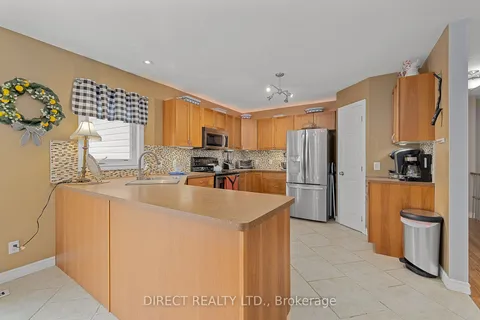 12 Kyle Crt, Quinte West, ON K0K 2C0