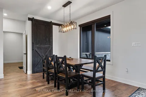 367 Maple Ave, Brant, ON N0A 1E0