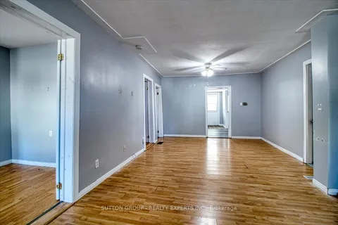 24 James St, Chatham-Kent, ON N7L 1T7