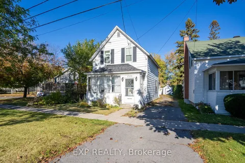 231 Water St, Cornwall, ON K6J 1A4