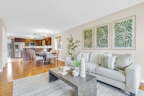 1 Pier Dr, Brighton, ON K0K 1H0
