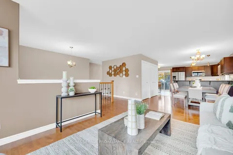 1 Pier Dr, Brighton, ON K0K 1H0