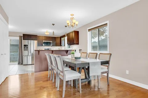 1 Pier Dr, Brighton, ON K0K 1H0