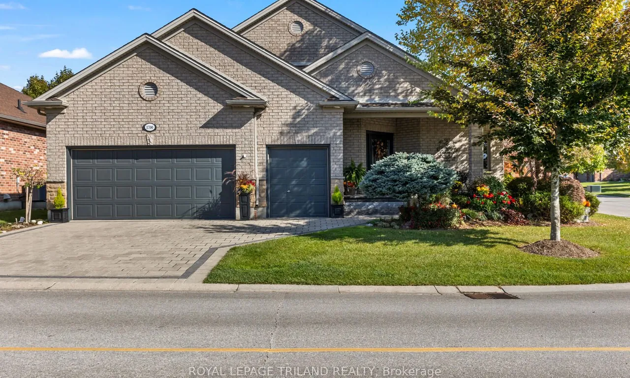 1700 Weir Ave, London, ON N6K 5R3