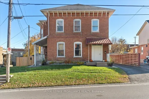 13 Church St, Stirling-Rawdon, ON K0K 3E0