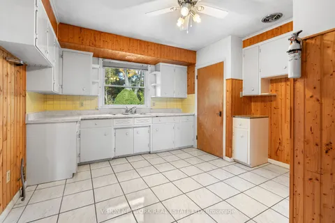 265 Neville Dr, London, ON N6G 1B9