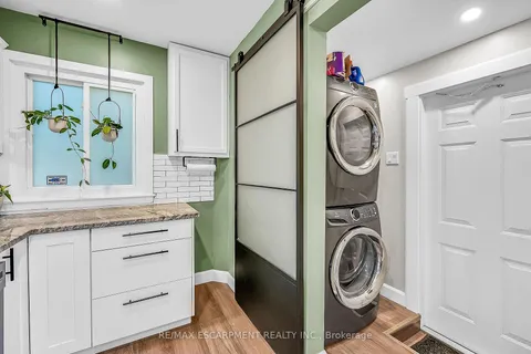 70 Sixth Ave, Brantford, ON N3S 1A9