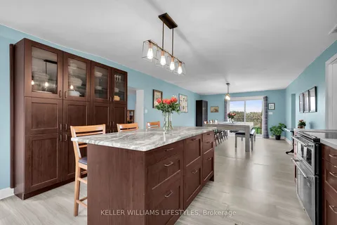 2624 Hamilton Rd, Thames Centre, ON N0L 1G5