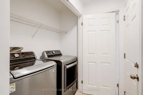 5 Havenwood Lane, Middlesex Centre, ON N0M 2A0