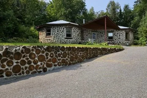 5401 Centennial Lake Road, Greater Madawaska, ON K0J 2R0
