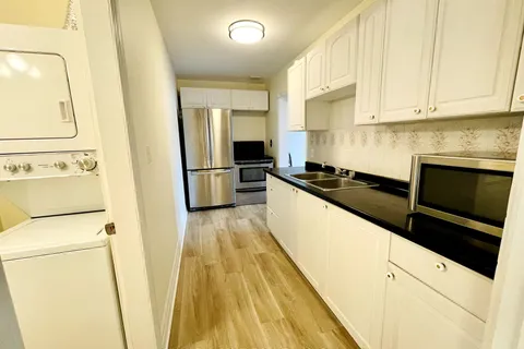 10 William St, Brant, ON N3L 1K7